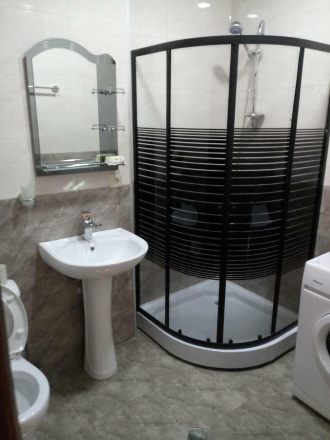 Appartamento Flat in Batumi city centre Esterno foto